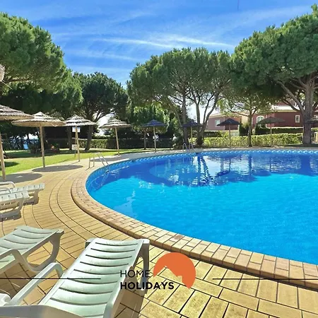 #272 T2 Bicos Flat J By Holidays شقة