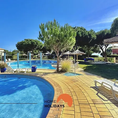 #272 T2 Bicos Flat J By Holidays شقة