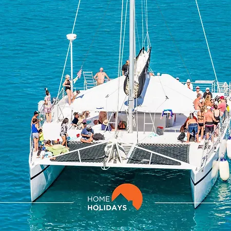 #272 T2 Bicos Flat J By Holidays شقة البوفيرا